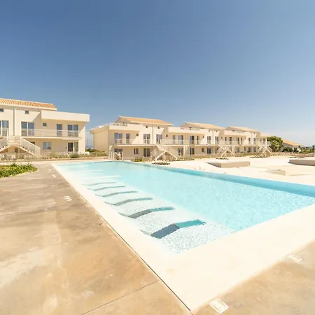 Guesthost - Borgo 84 - Cuore Blu Flat Апартаменты *