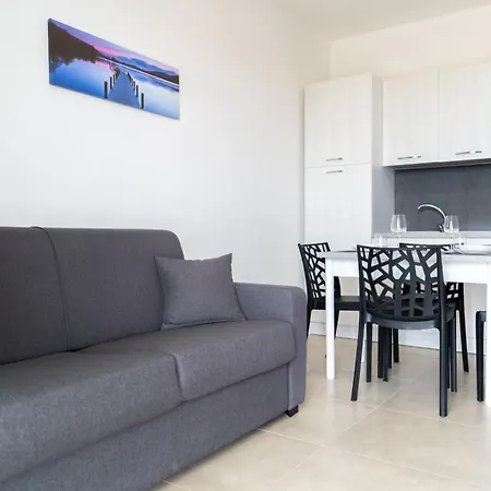 דירה Guesthost - Borgo 84 - Cuore Blu Flat מרצאממי