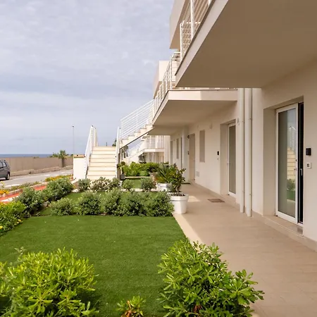 Guesthost - Borgo 84 - Cuore Blu Flat *